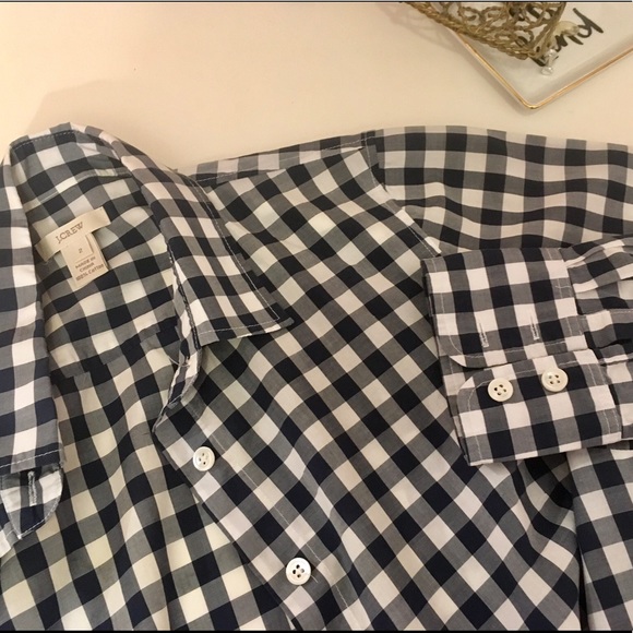 J Crew/ size 2/ button down shirt/ blue and white - Picture 2 of 4
